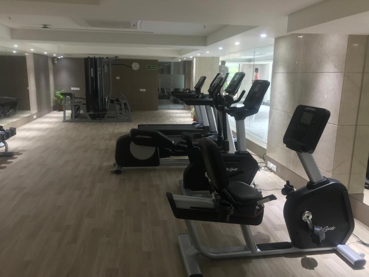 Ramada Plaza By Wyndham Lucknow Otel Dış mekan fotoğraf