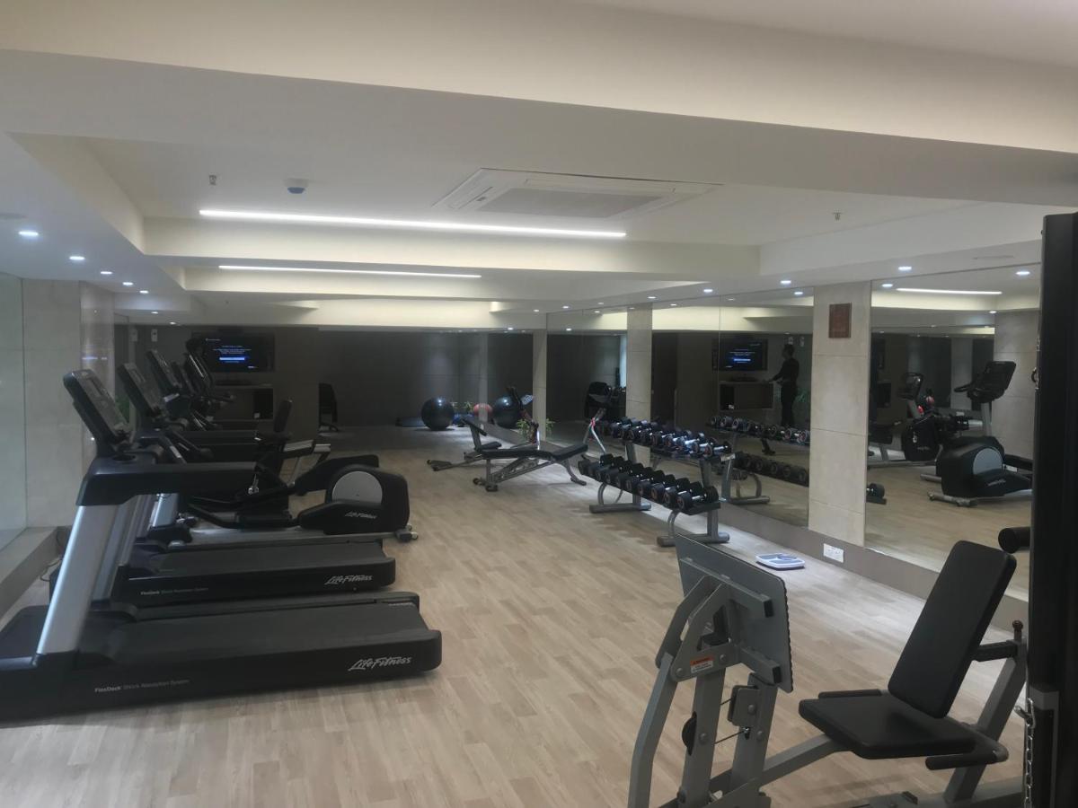 Ramada Plaza By Wyndham Lucknow Otel Dış mekan fotoğraf