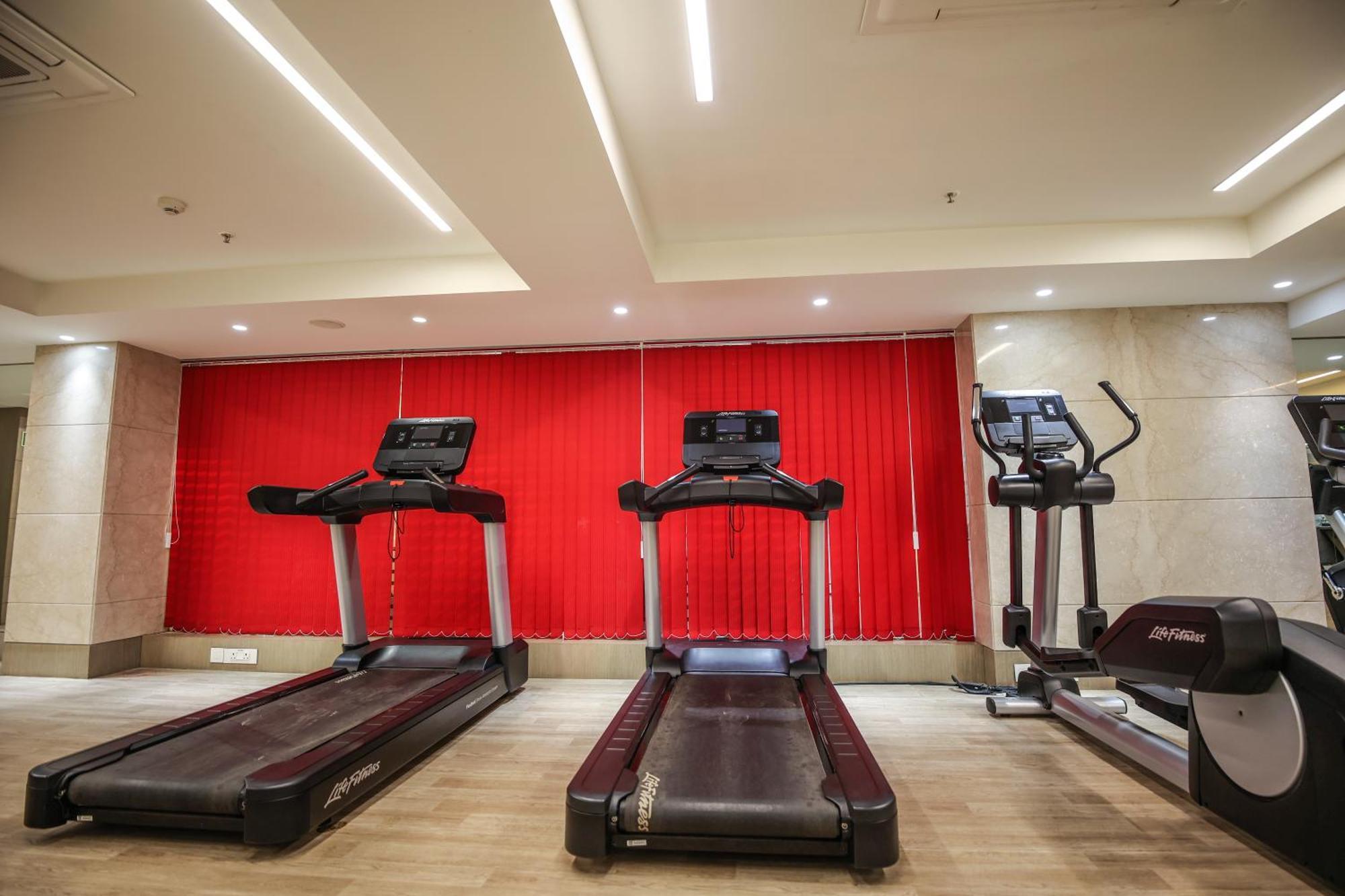 Ramada Plaza By Wyndham Lucknow Otel Dış mekan fotoğraf
