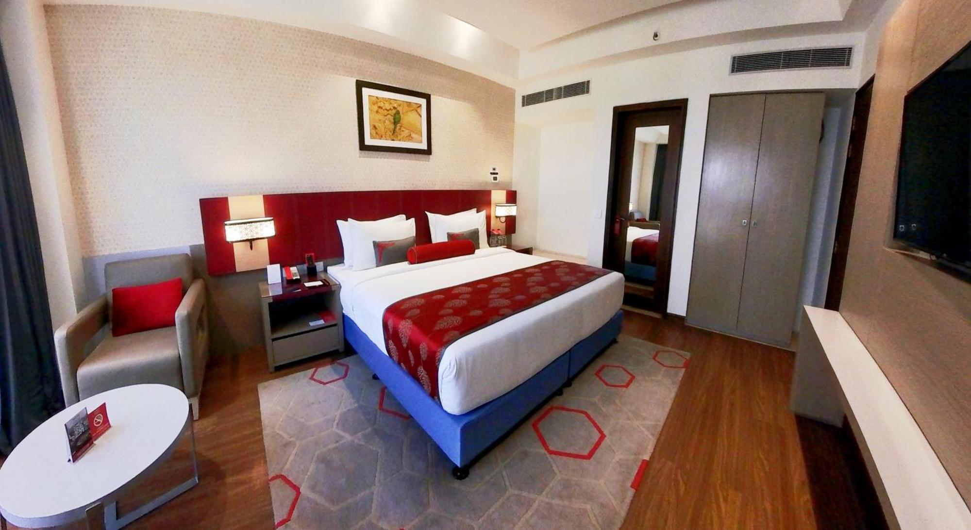 Ramada Plaza By Wyndham Lucknow Otel Dış mekan fotoğraf